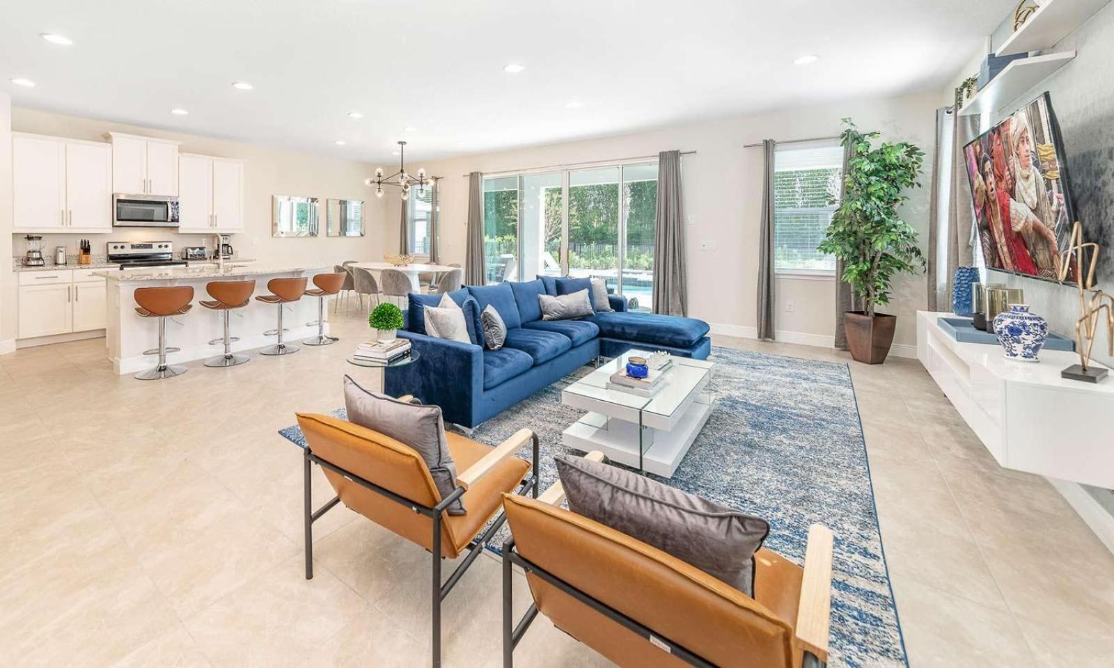 Classic 4 Bdrm With Private Pool At Encore Holiday home