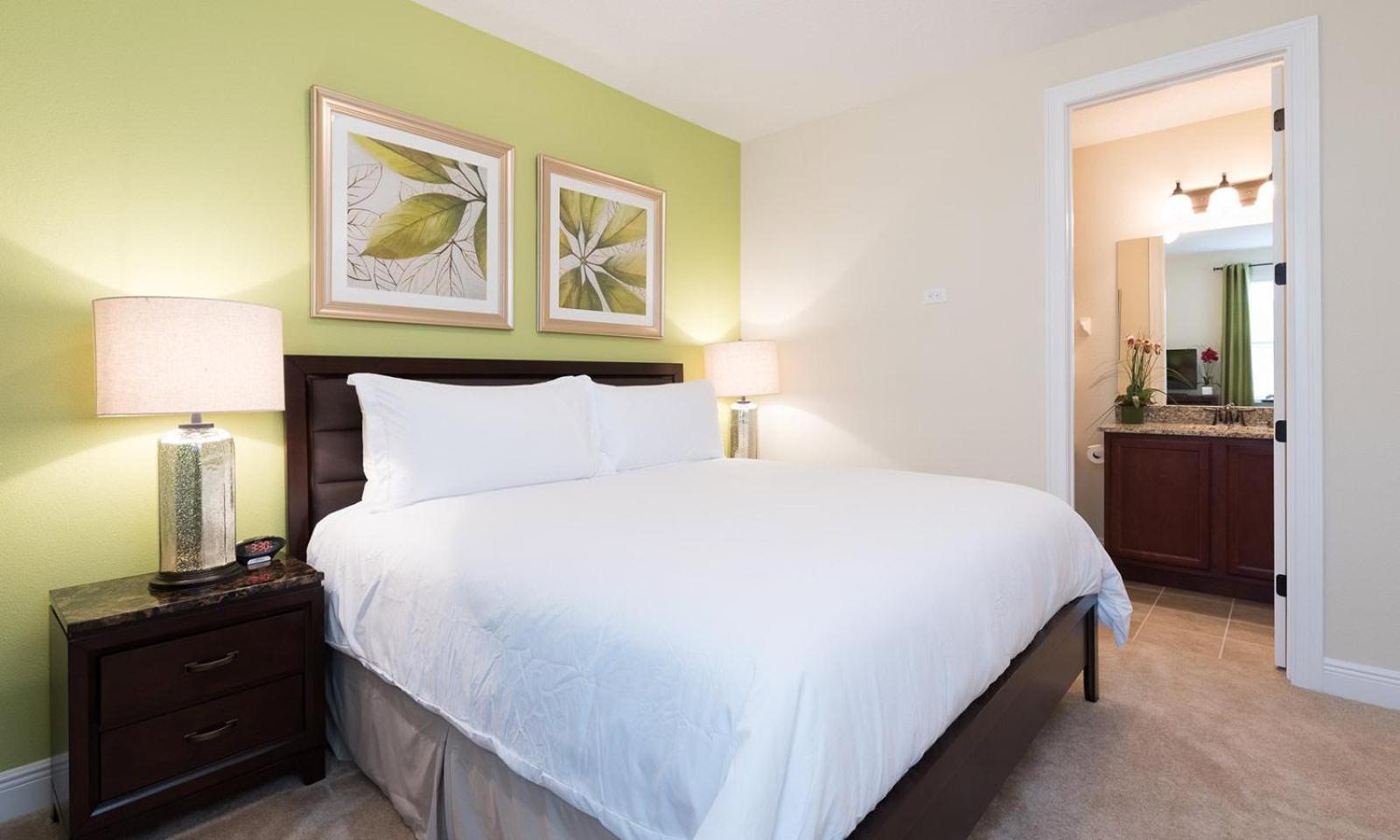 Charming 10 Bdrm With Open Living Area At Encore Holiday home