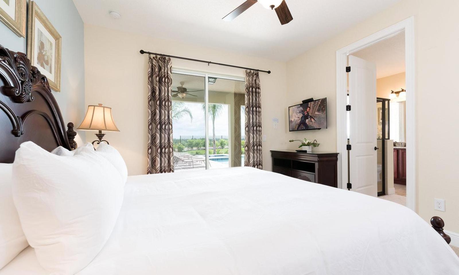 Charming 10 Bdrm With Open Living Area At Encore Holiday home Orlando