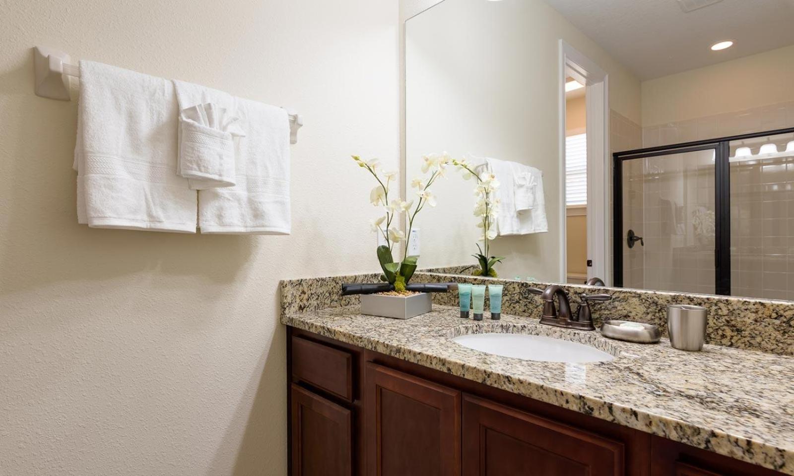 Holiday home Charming 10 Bdrm With Open Living Area At Encore Orlando