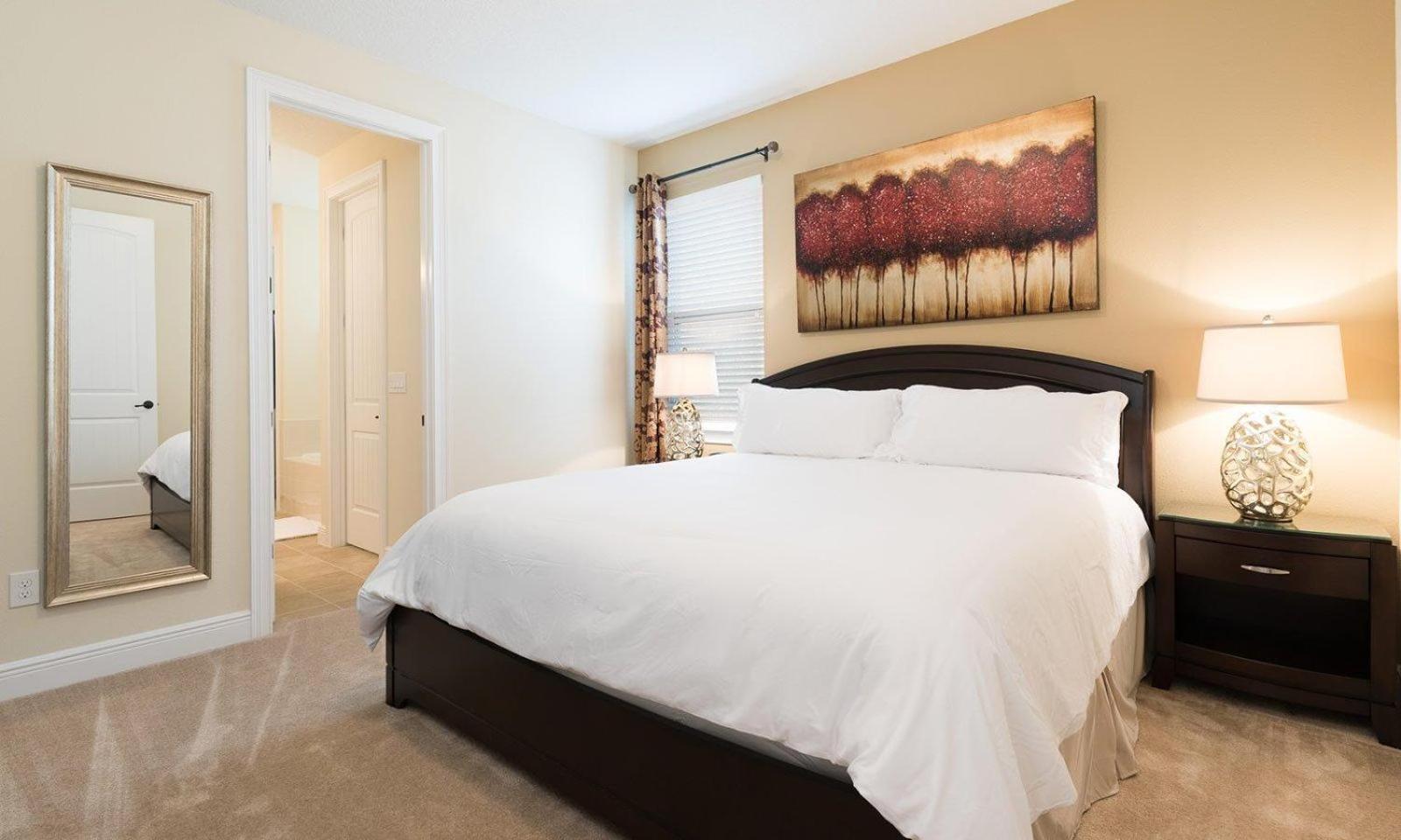 Holiday home Charming 10 Bdrm With Open Living Area At Encore