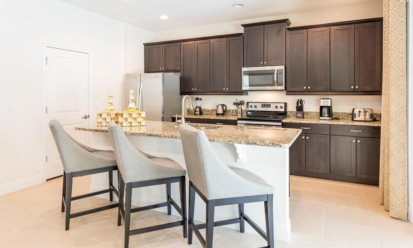 Cute 6 Bdrm With Pool Oasis In Encore Holiday home *