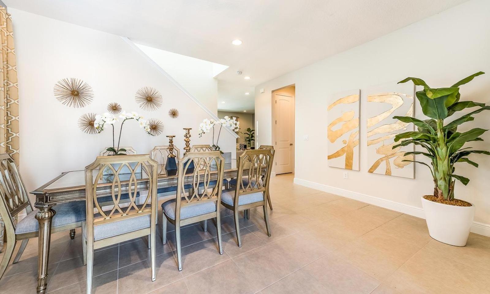 Cute 6 Bdrm With Pool Oasis In Encore *