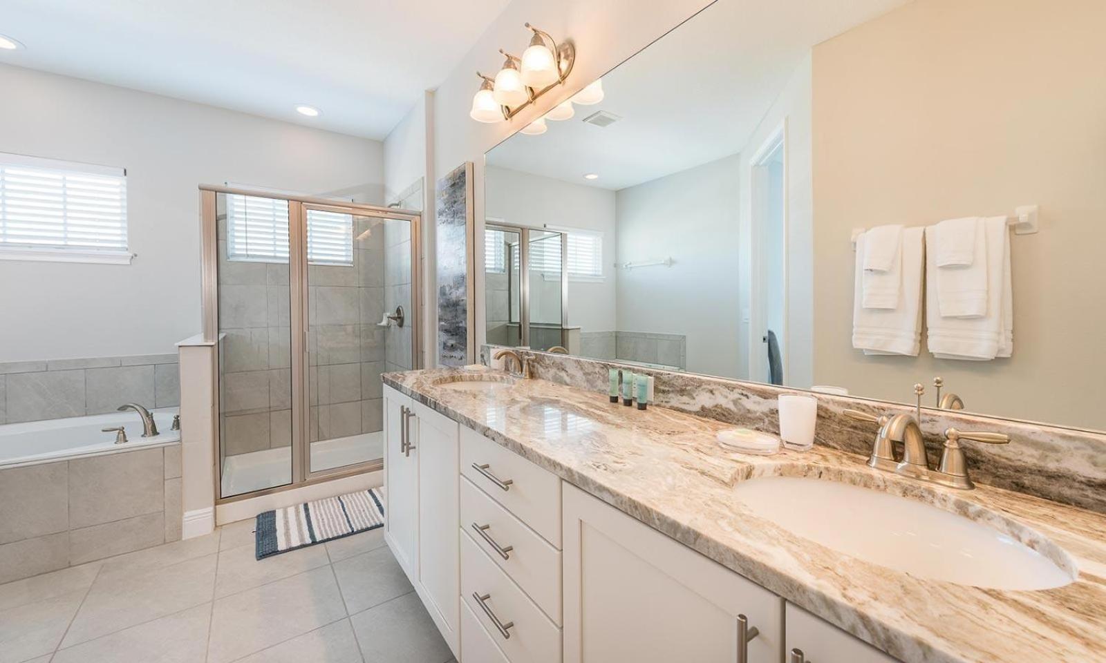 Airy 6 Bdrm House With Private Pool In Encore Holiday home *