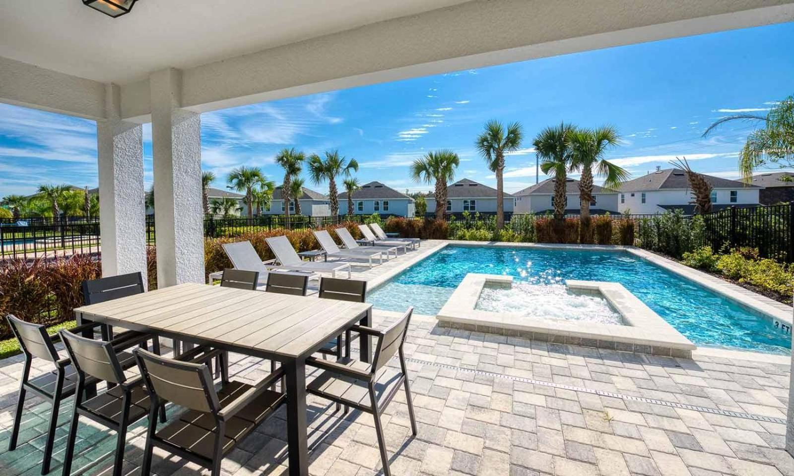 Airy 6 Bdrm House With Private Pool In Encore Orlando