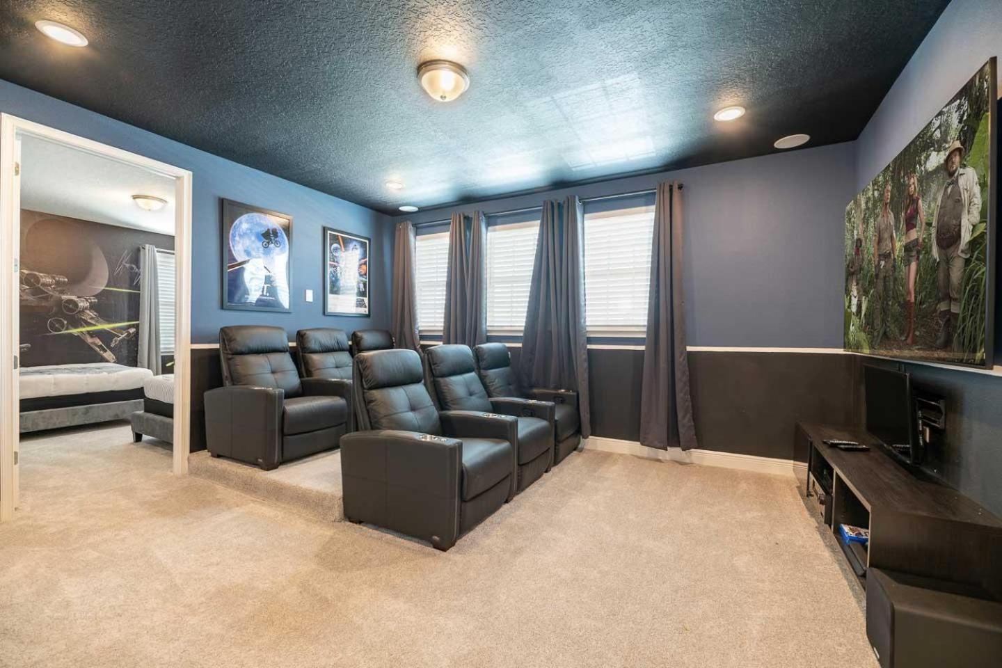 Ravishing 6 Bdrm With Games At Encore Holiday home *