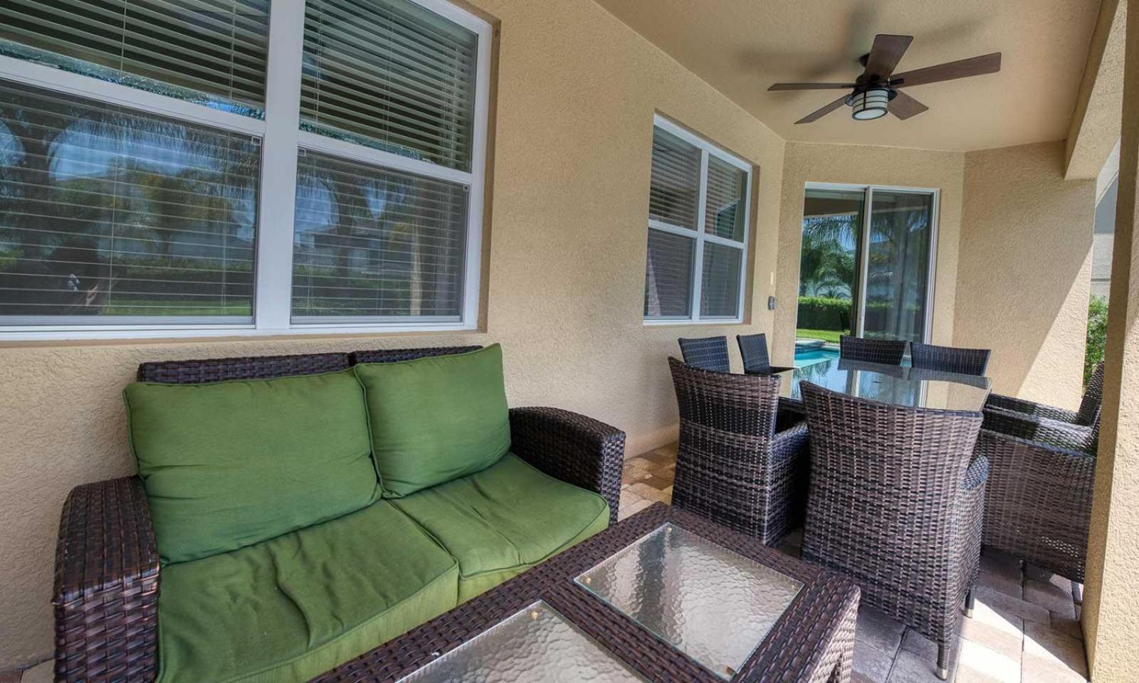Holiday home Traditional 6 Bdrm House With Backyard Pool At Encore *