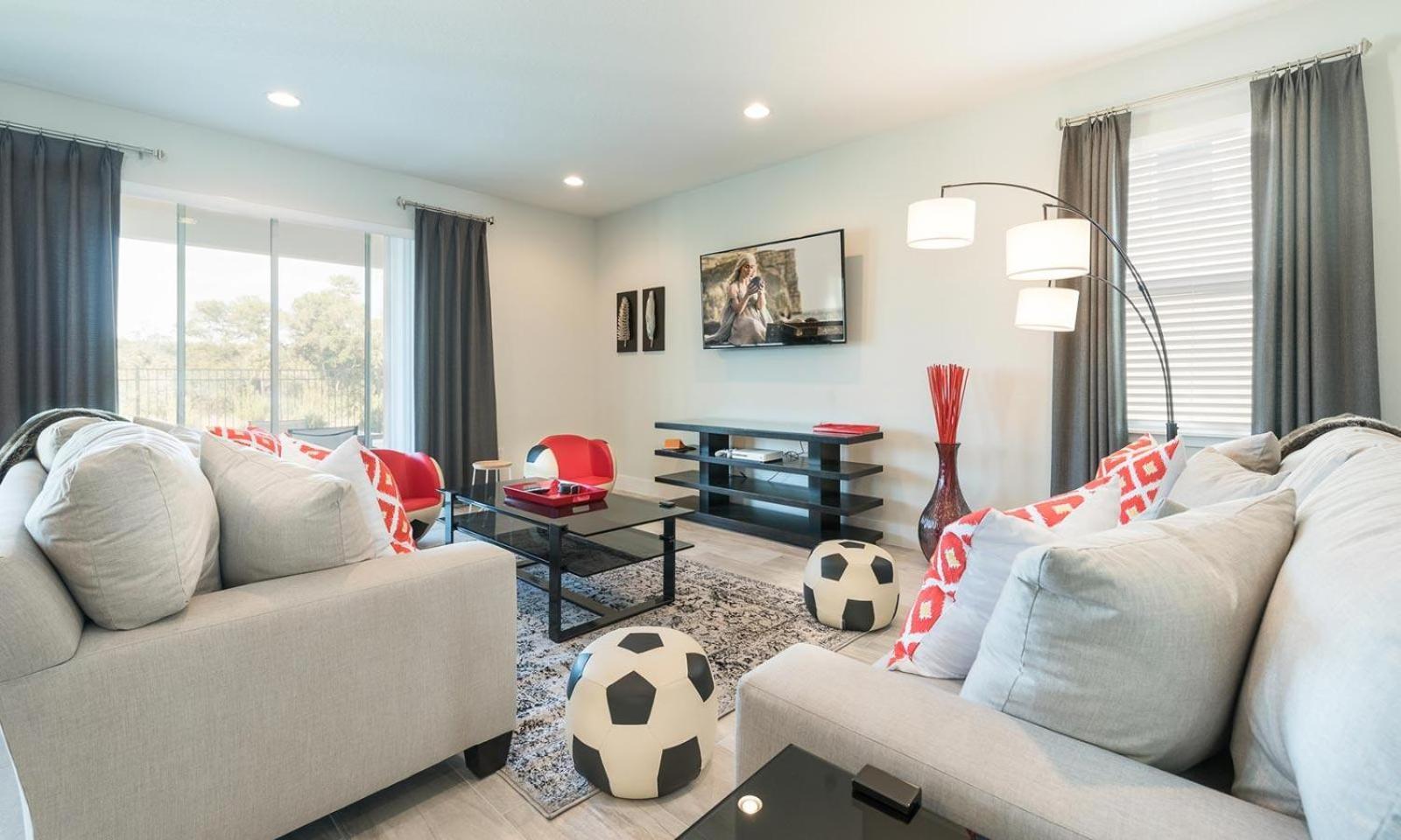 Modern 5 Bdrm With Themed Games At Encore