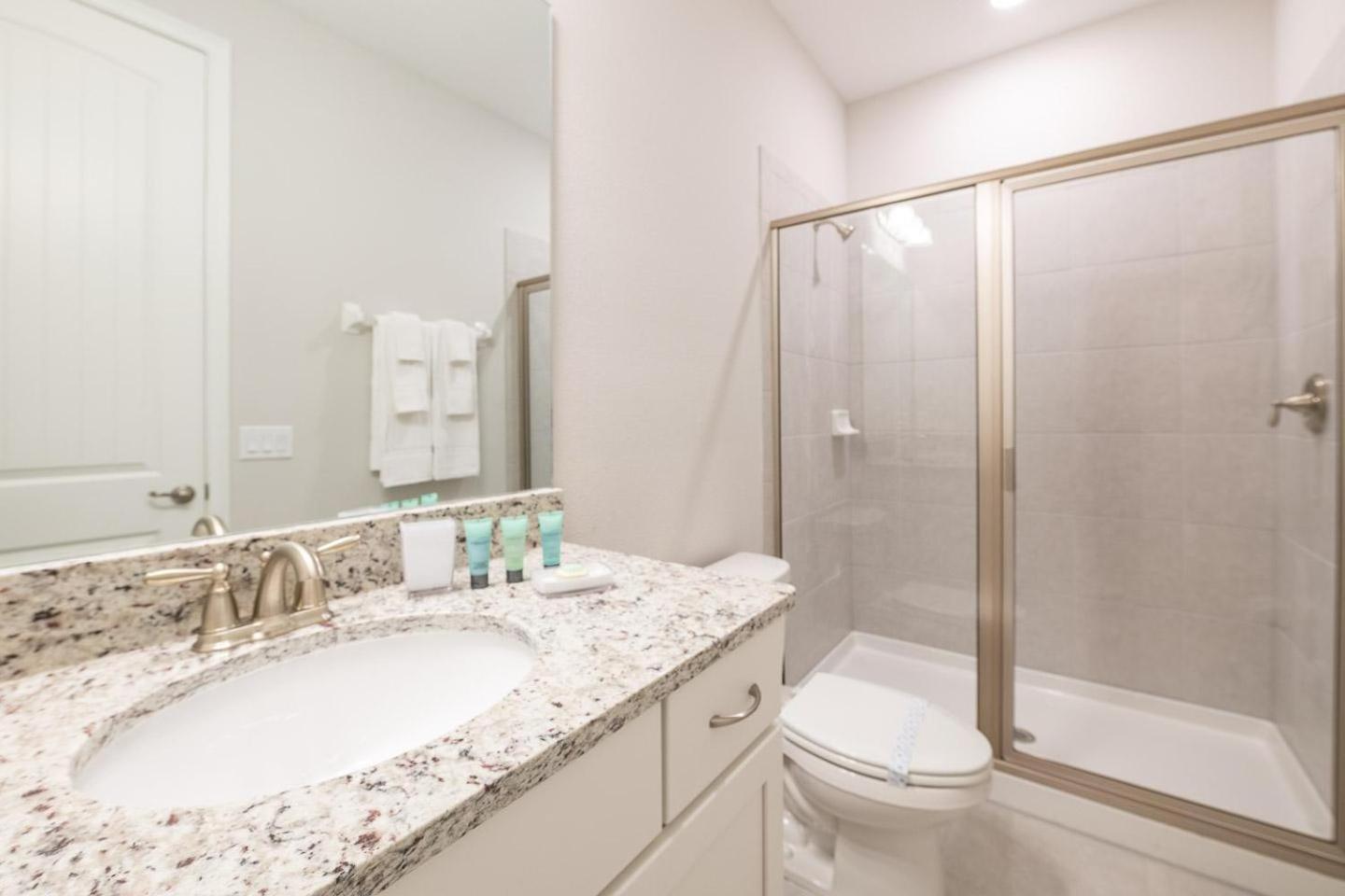 Exquisite 9 Bdrm W Games At Encore Holiday home *