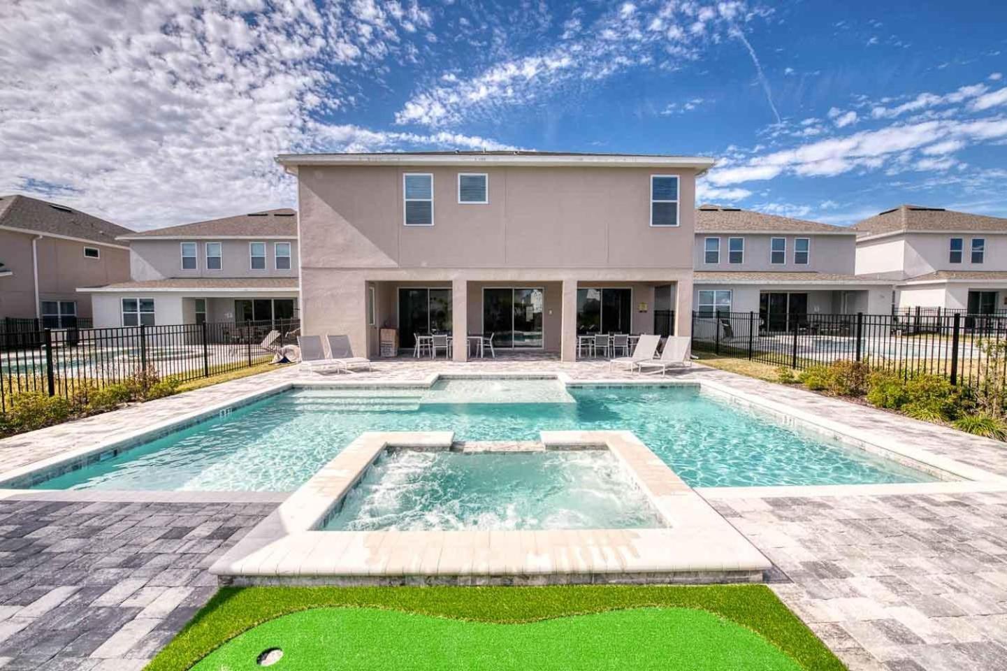Exquisite 9 Bdrm W Games At Encore