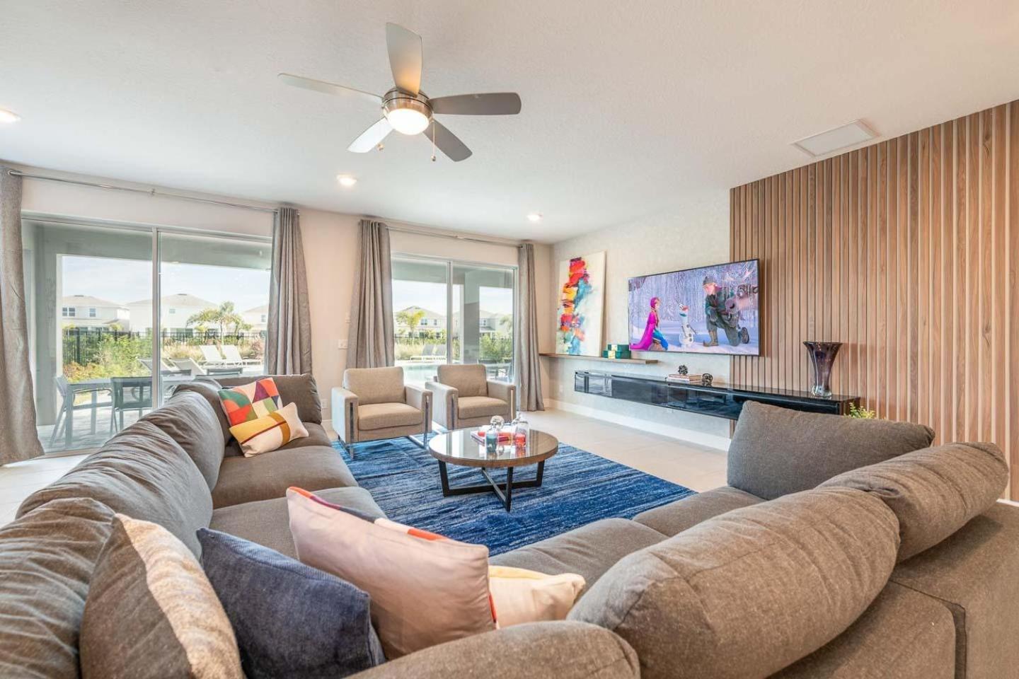 Exquisite 9 Bdrm W Games At Encore Holiday home *