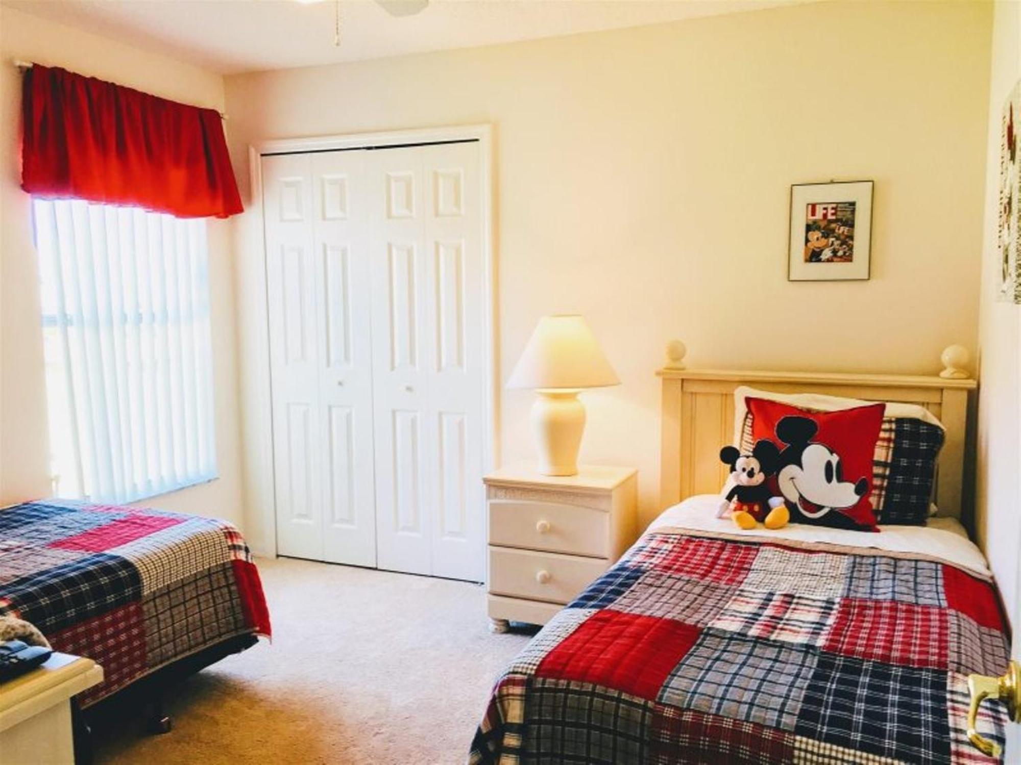 4 Bedroom Value With Private Pool *
