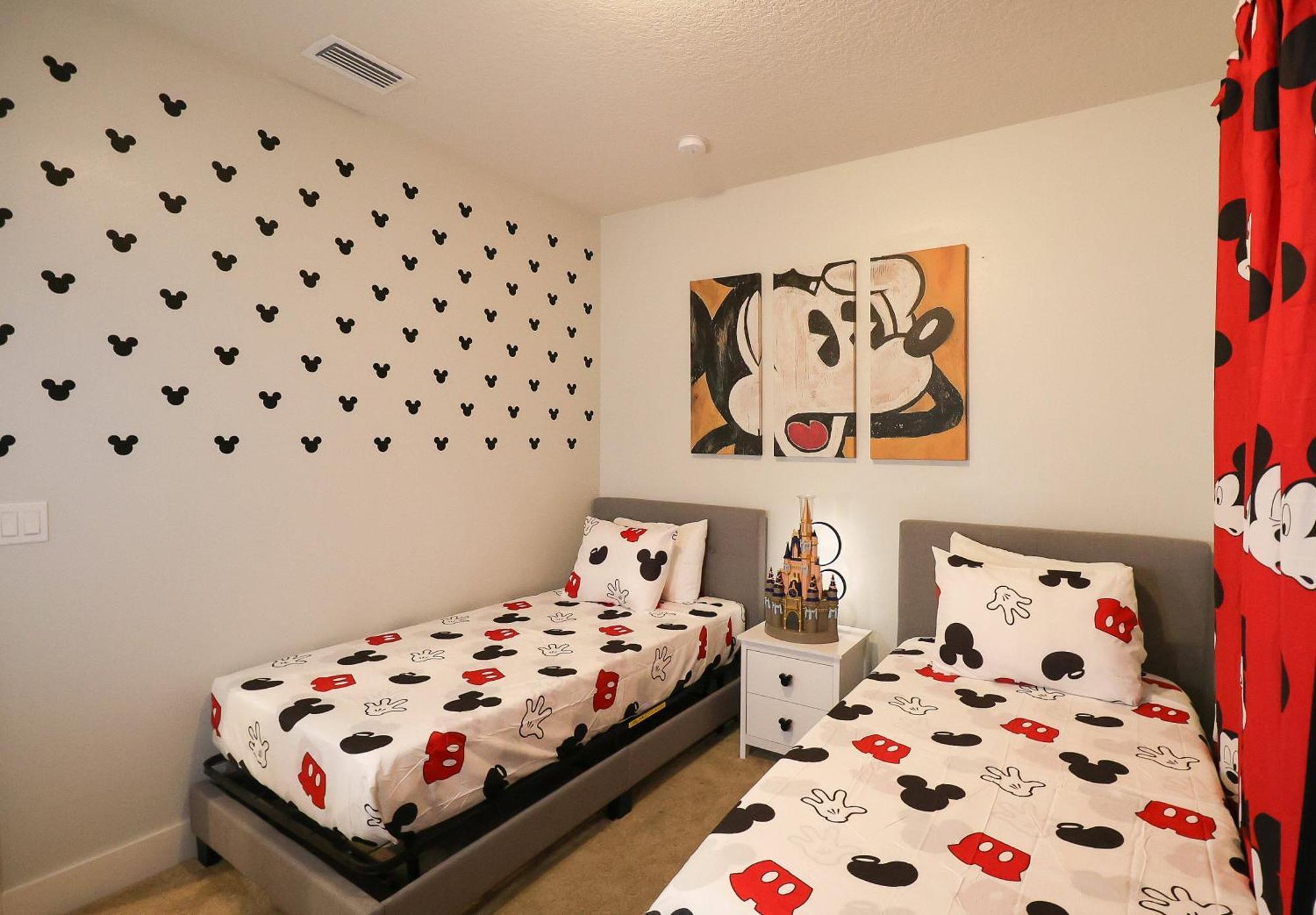 New Vacation Townhome With Private Pool 17528 * Orlando