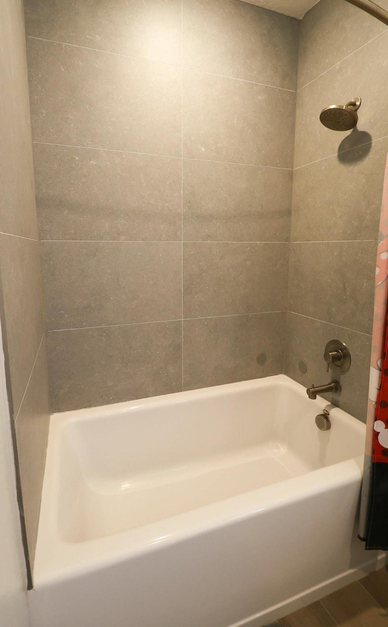 New Vacation Townhome With Private Pool 17528