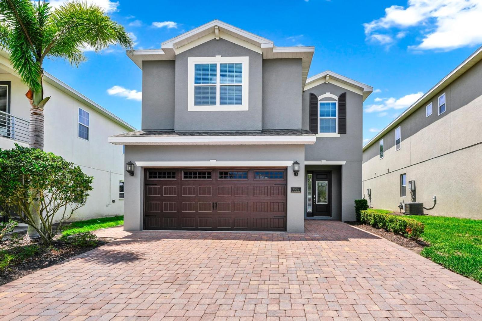 Inviting With Game Room, Private Pool And Water Park Access By Rentyl - 7592 Marker *