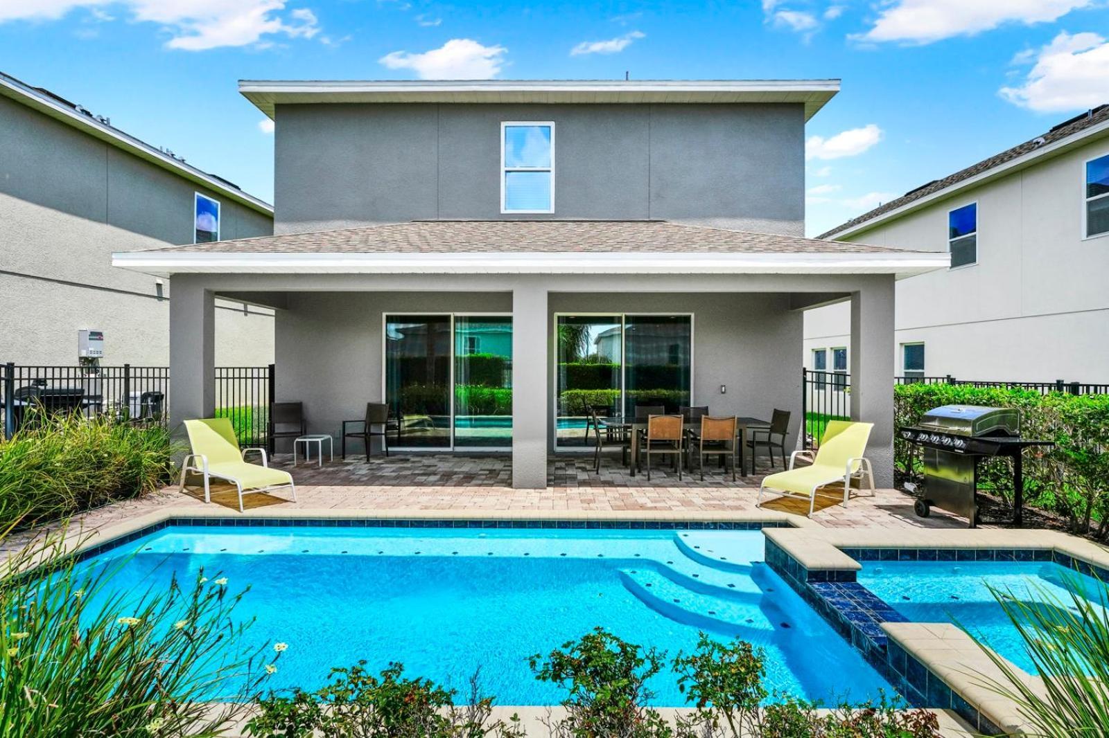 Inviting With Game Room, Private Pool And Water Park Access By Rentyl - 7592 Marker Orlando