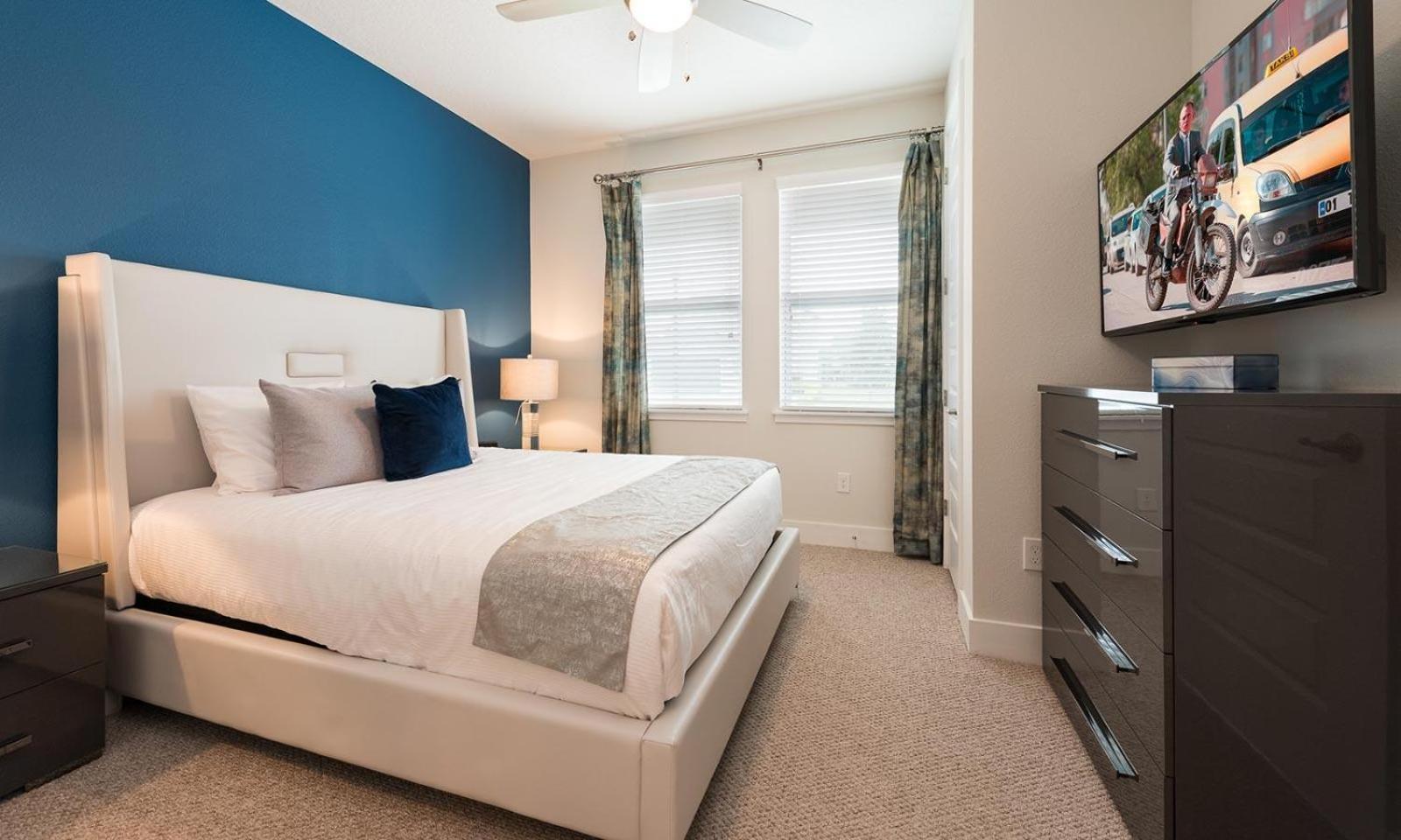 Spacious 8 Bdrm Retreat With Large Private Patio In Encore Orlando