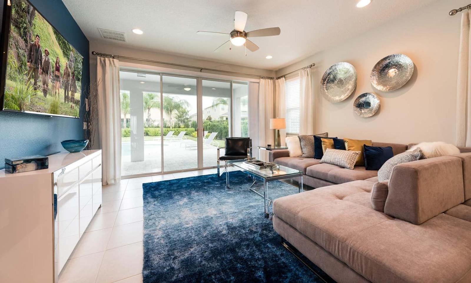 Spacious 8 Bdrm Retreat With Large Private Patio In Encore Orlando