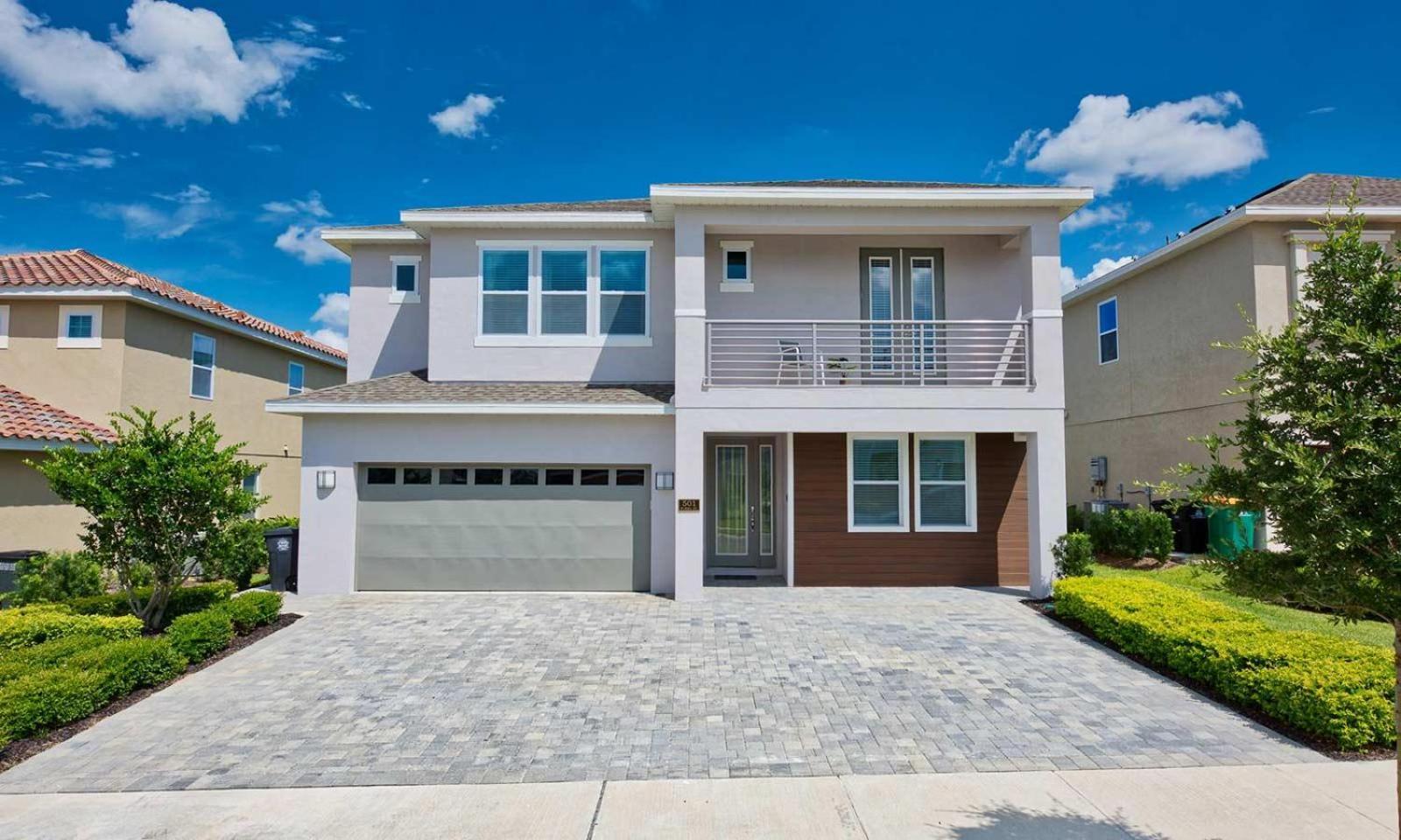 Holiday home Spacious 8 Bdrm Retreat With Large Private Patio In Encore *