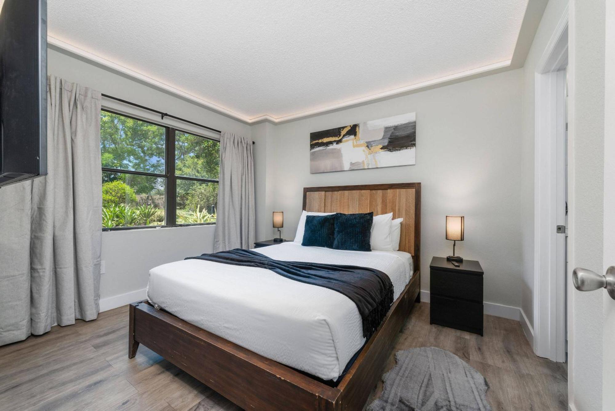 Luxury 2 The Enclave Near Parks * Orlando