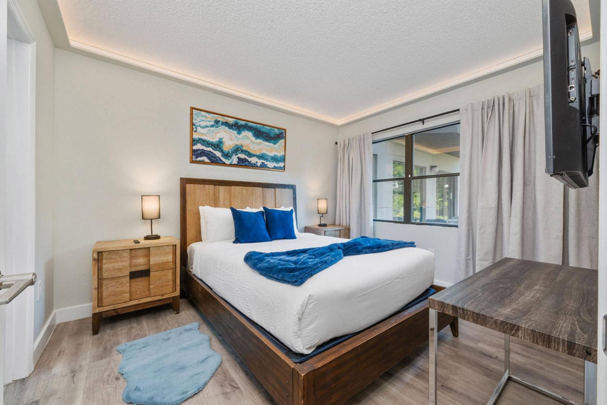Luxury 2 The Enclave Near Parks Orlando