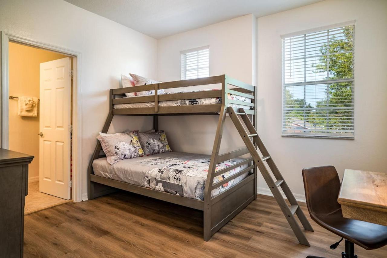 Retreat Lakeview Townhome - Close To Golf Orlando