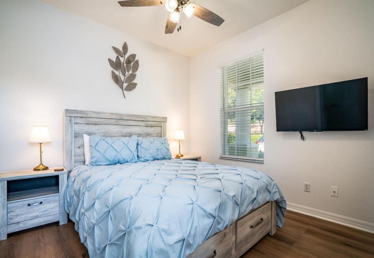 Retreat Lakeview Townhome - Close To Golf * Orlando