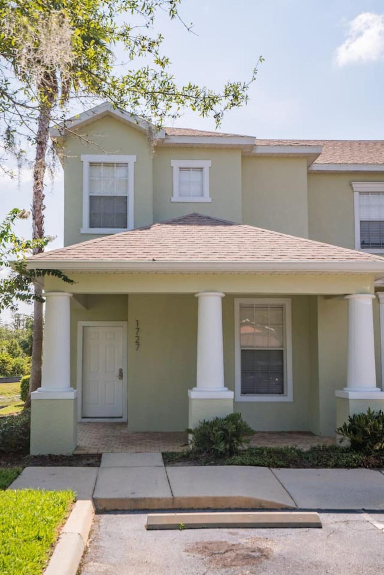 Retreat Lakeview Townhome - Close To Golf * Orlando