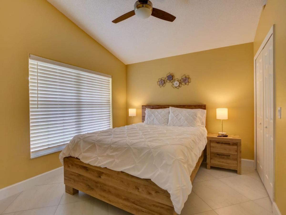 Holiday home Pool 5 Miles To Great For Families Orlando