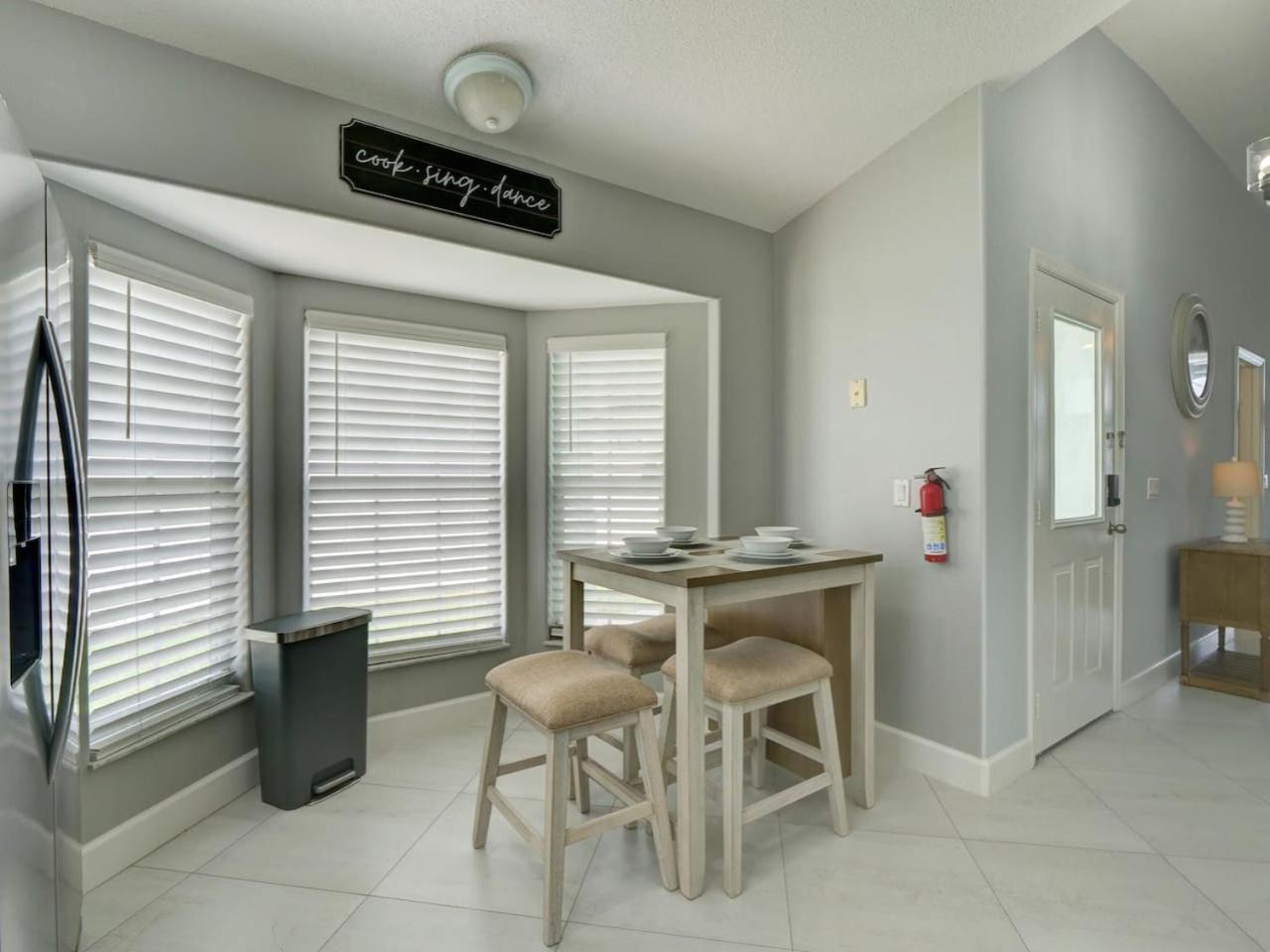 Pool 5 Miles To Great For Families Holiday home *