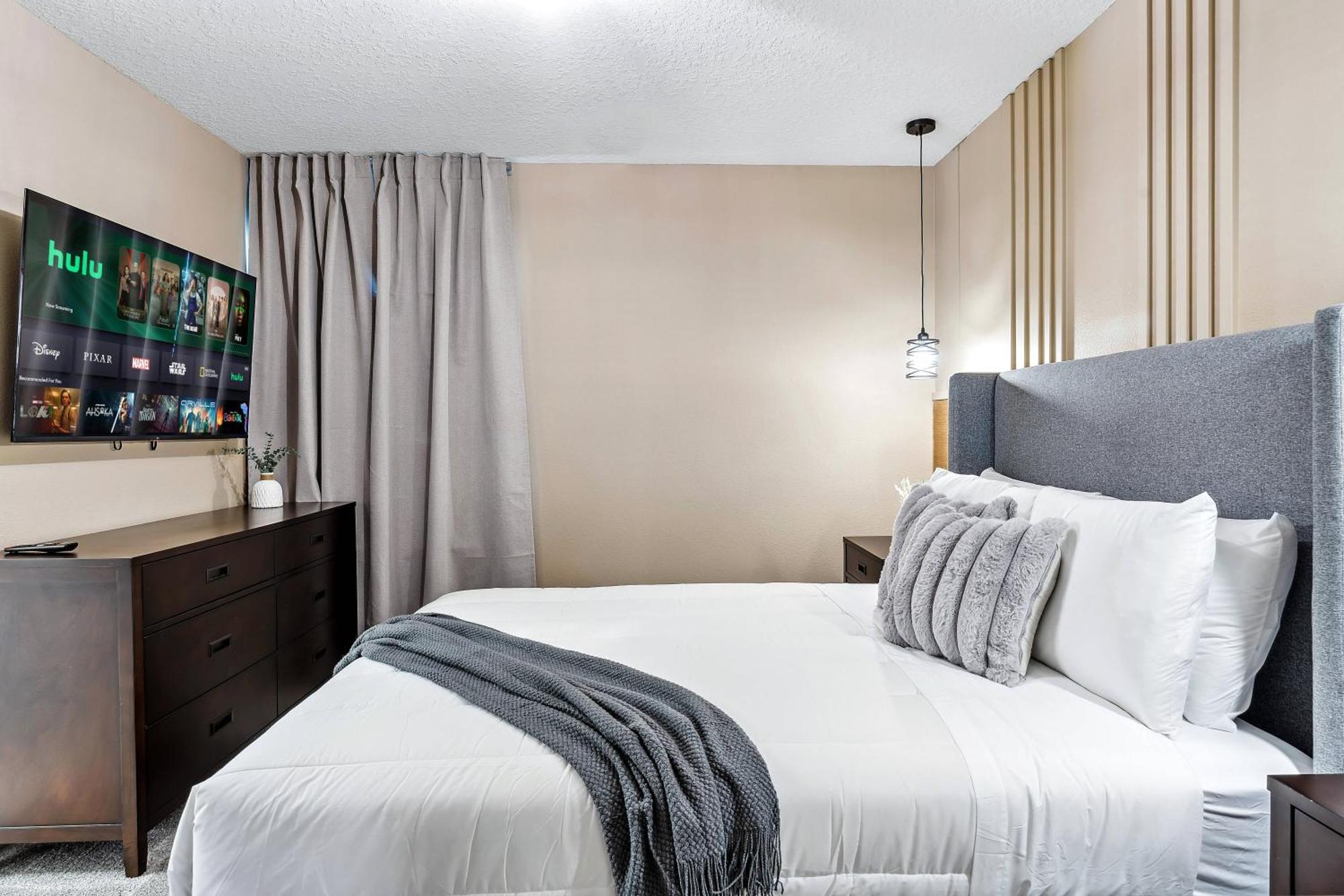 Holiday home Amazing Brand New 10bd8br For Up To 28 Guests. Orlando