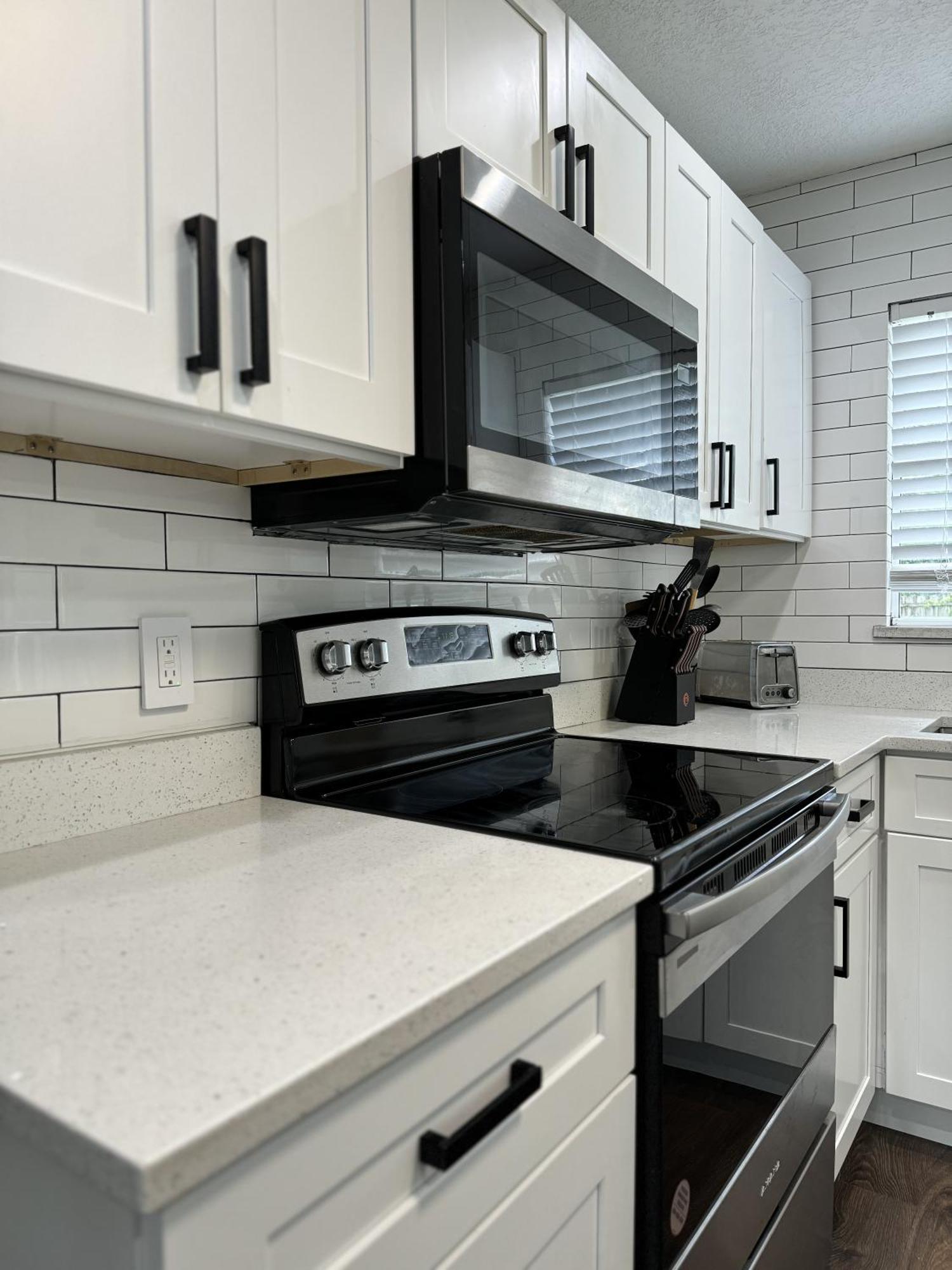 Contemporary Haven Stylish And Comfortable Space Homestay