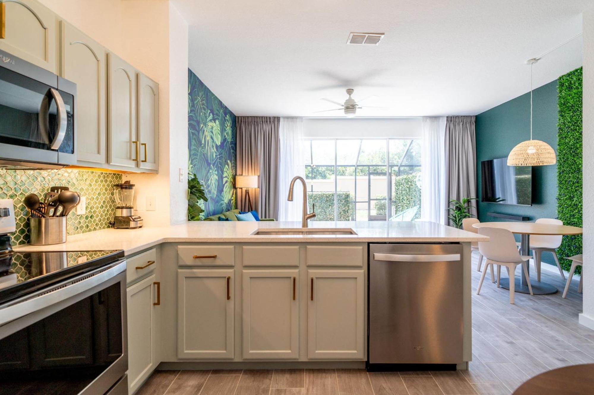 Chic Jungle Escape With Pool Near * Orlando