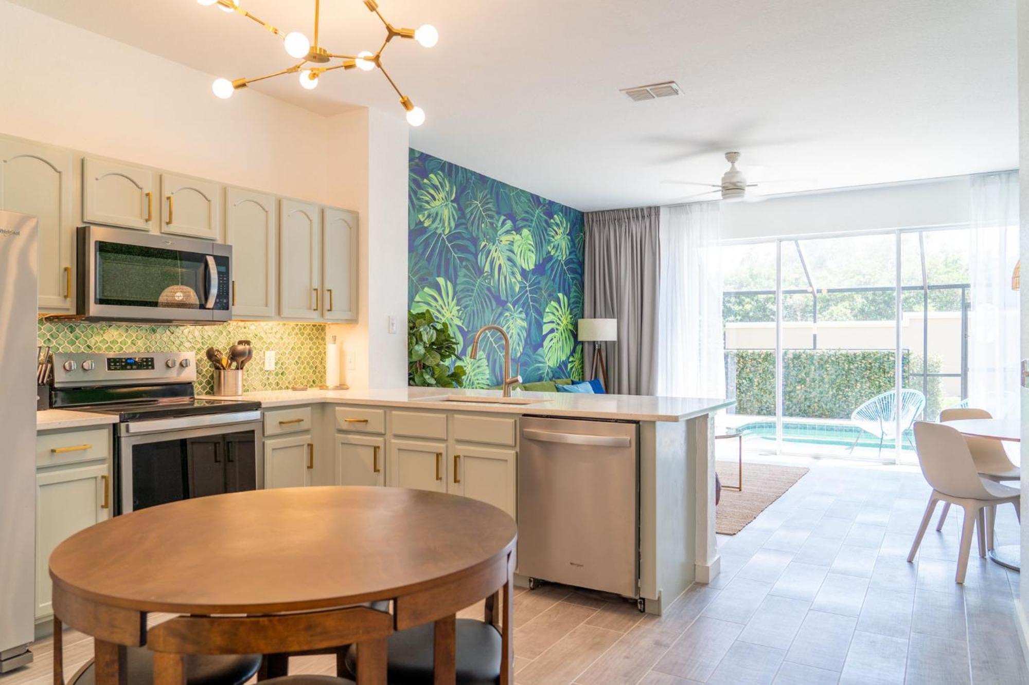 Chic Jungle Escape With Pool Near * Orlando