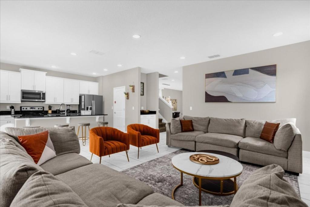 5 Bedrooms- 5 Bathrooms- Encore 7712 Fd Holiday home