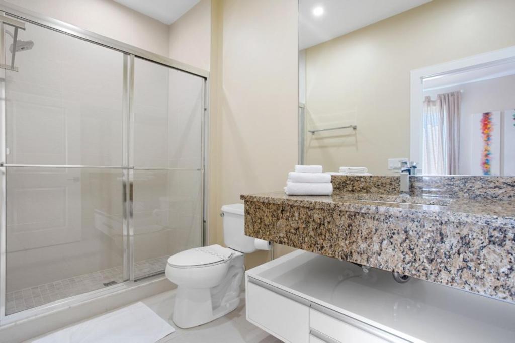 4 Bedroom- 4,5 Bathroom Magic Village 3239 Ba Holiday home *