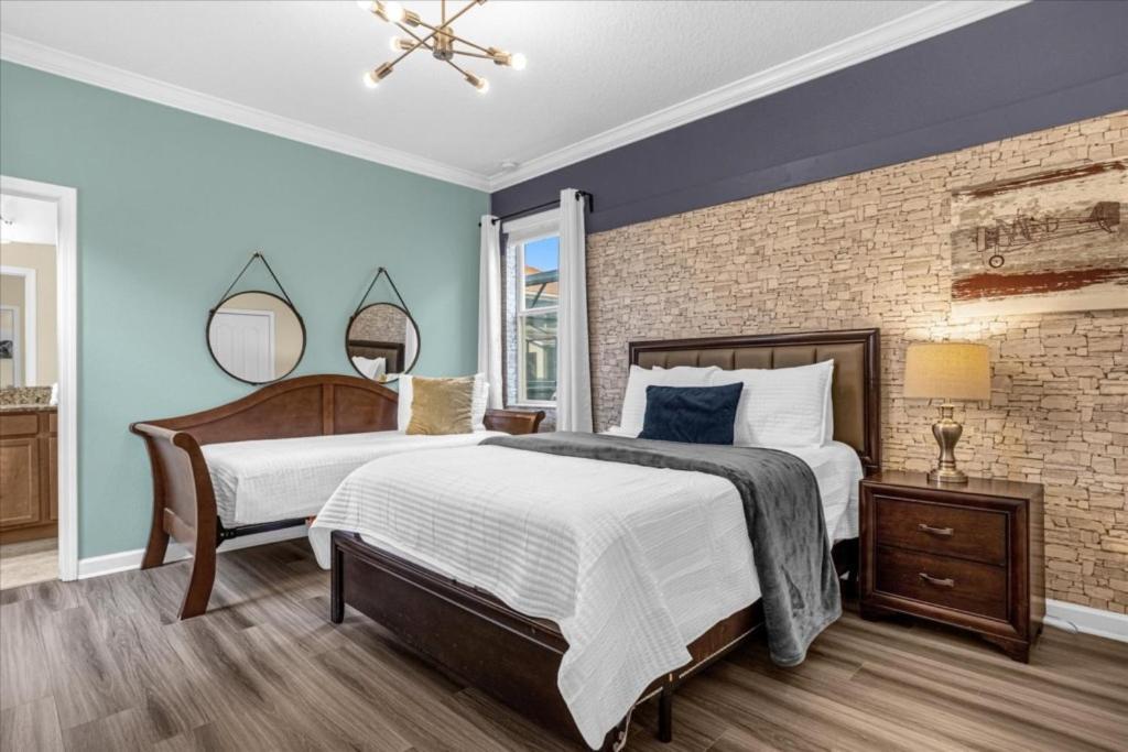 Apartment 5 Bedrooms- 5 Bathrooms- Paradise Palms 2954 Bp