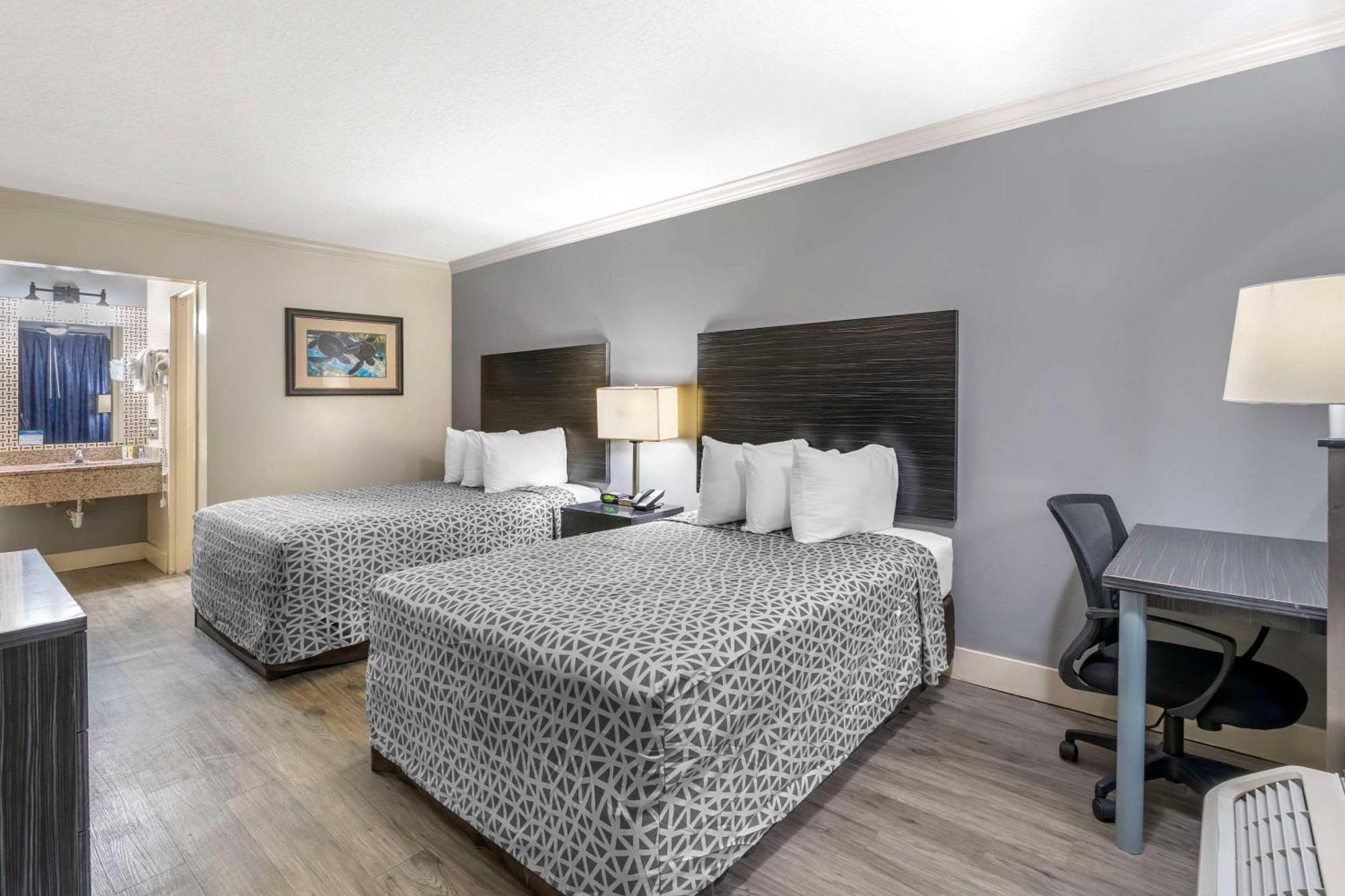 Suburban International Drive 2* Orlando