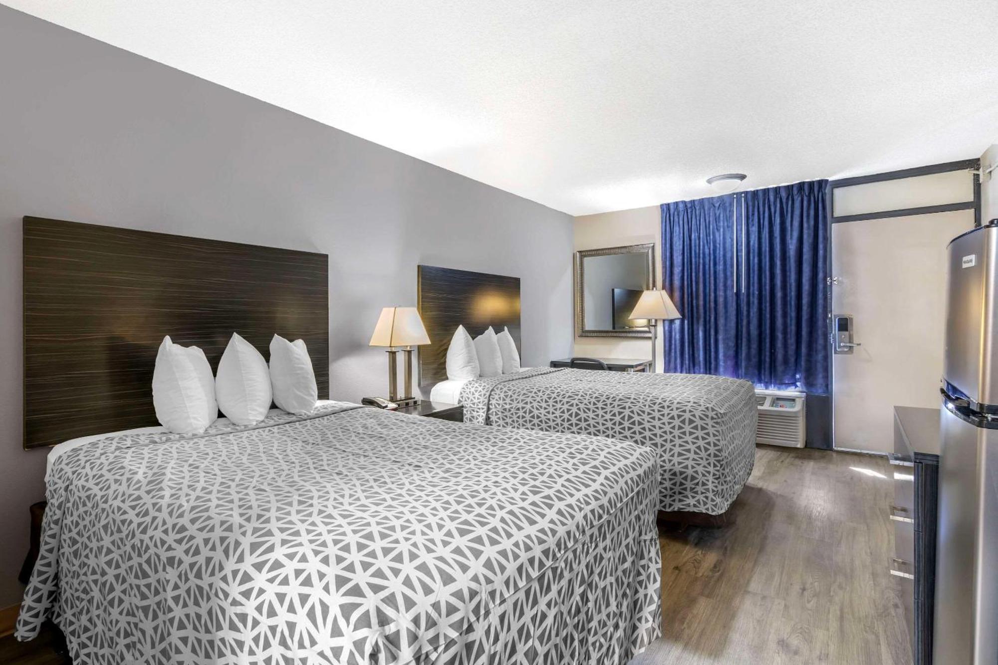 Hotel Suburban International Drive