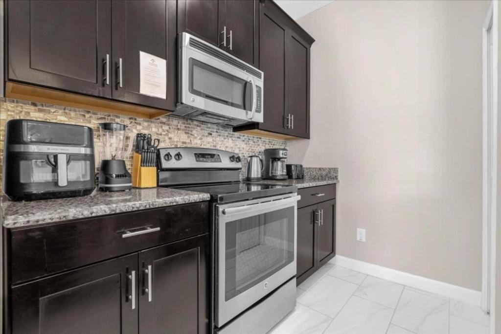 Holiday home 5 Bedrooms - 4 Bathrooms - Storey 3149 Pp Orlando