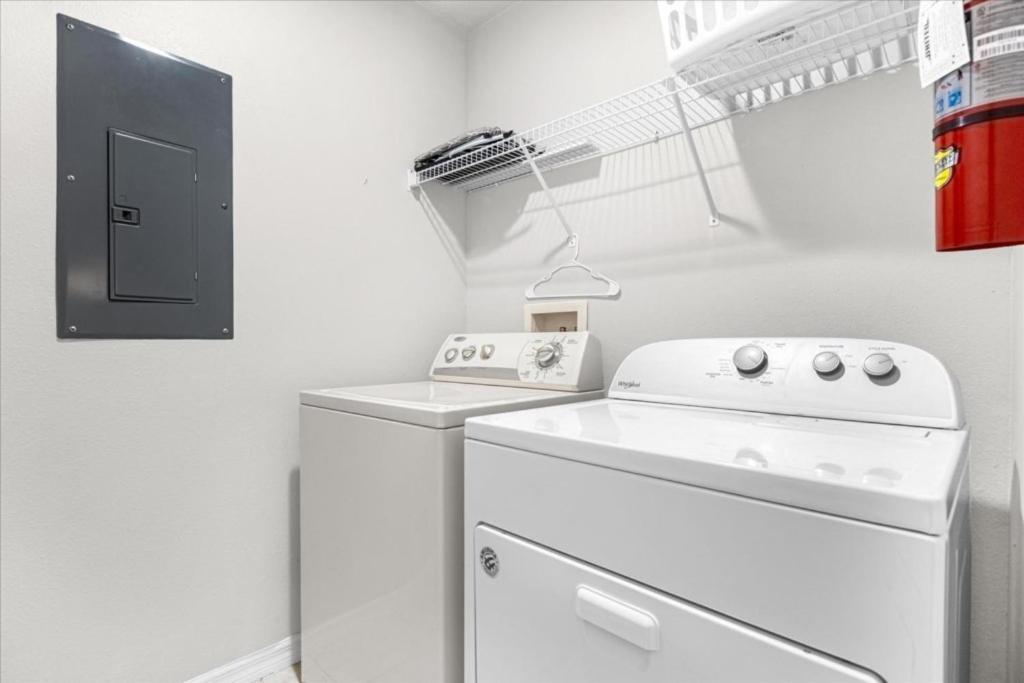 3 Bedrooms - 2,5 Bathrooms - Encantada 3120 Yl *