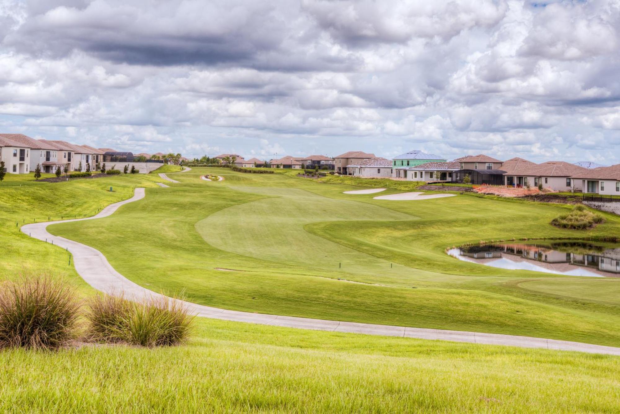 - Championsgate 469 *