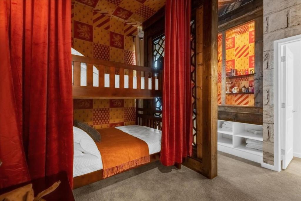 - Paradiso Grande 4 *