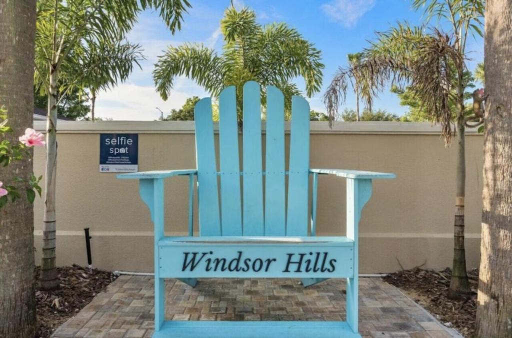 Beautiful 3 Bed Townhome In Windsor Hills Townhouse *