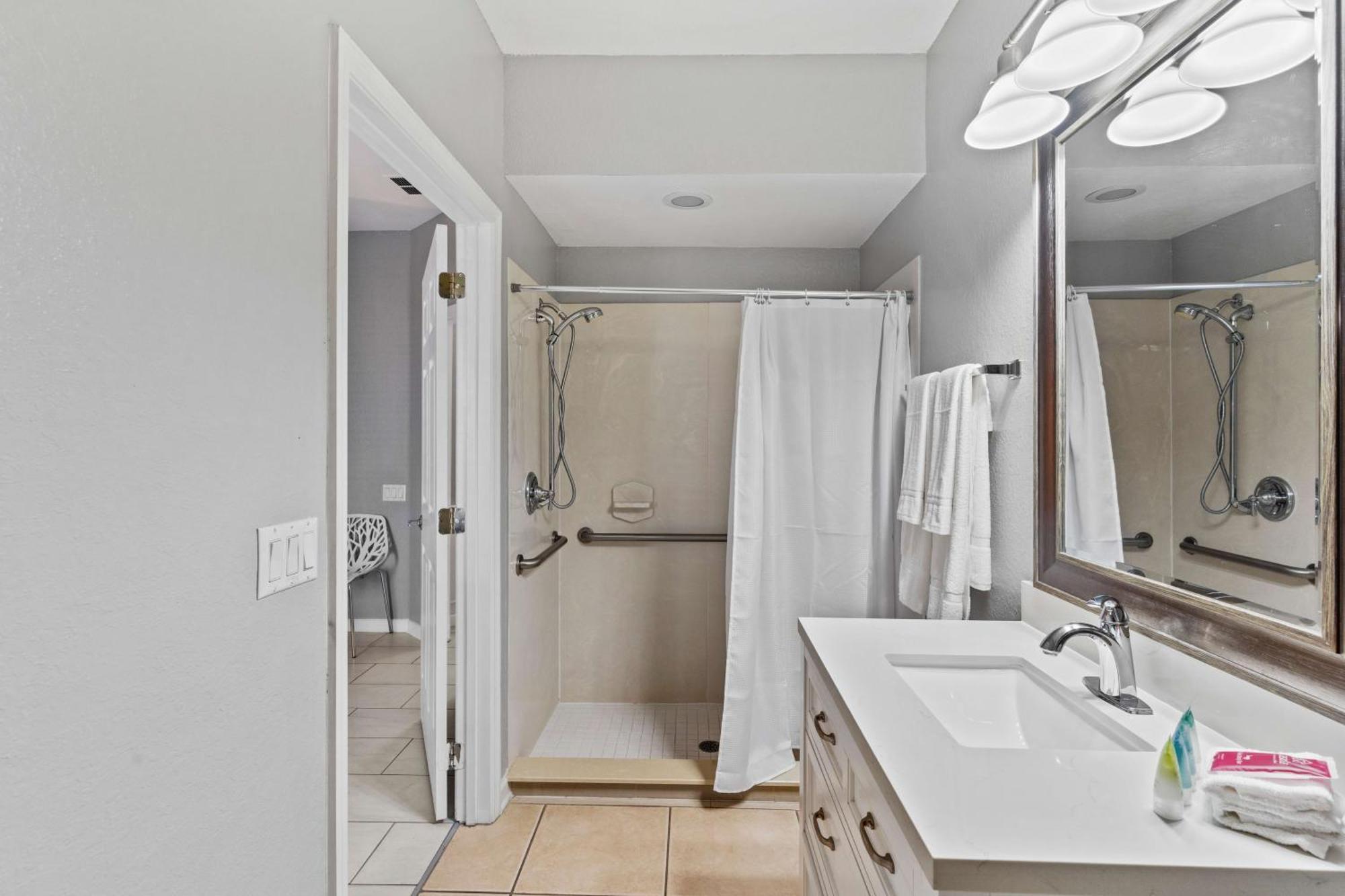 5026 Tideview Circle - 11 *