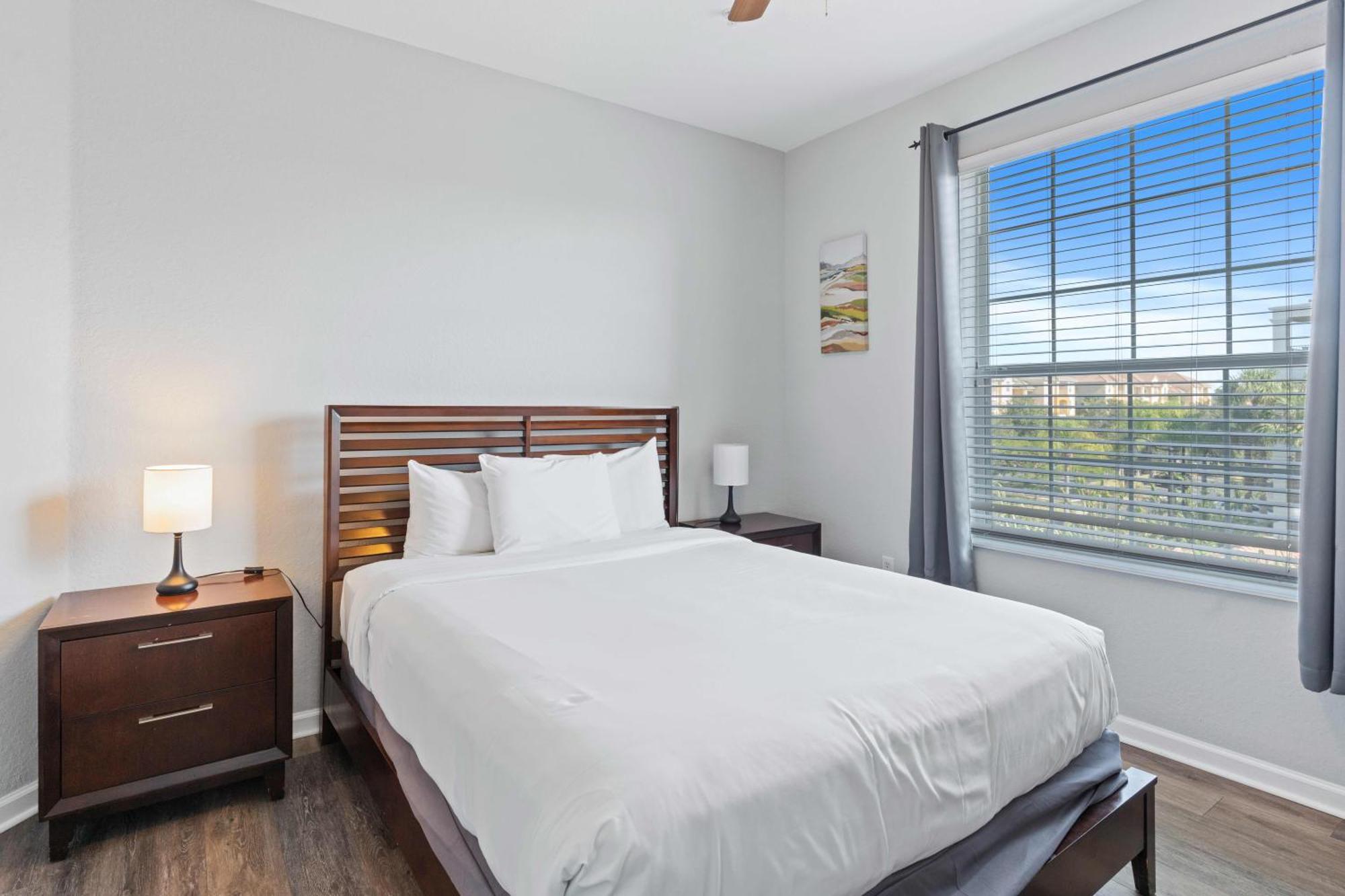 4840 Cayview Avenue 303 * Orlando