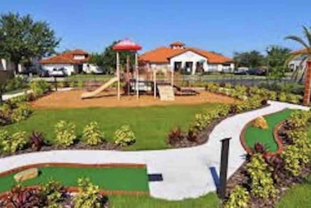 Holiday home Family Pool In Gated Near Golf -16801