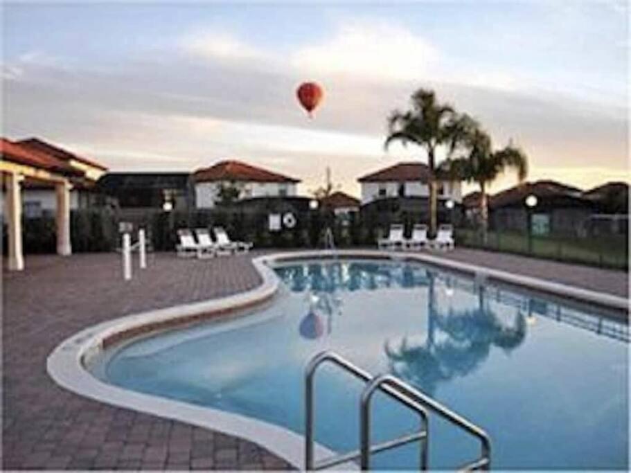 Family Pool In Gated Near Golf -16801 *