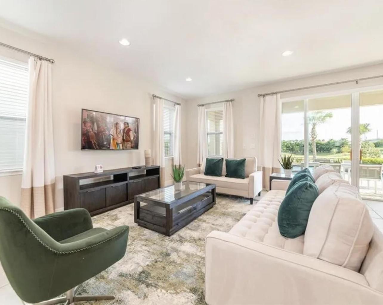 Amazing 4-3 At Reunion!! With Private Pool, Near And Universal!! *
