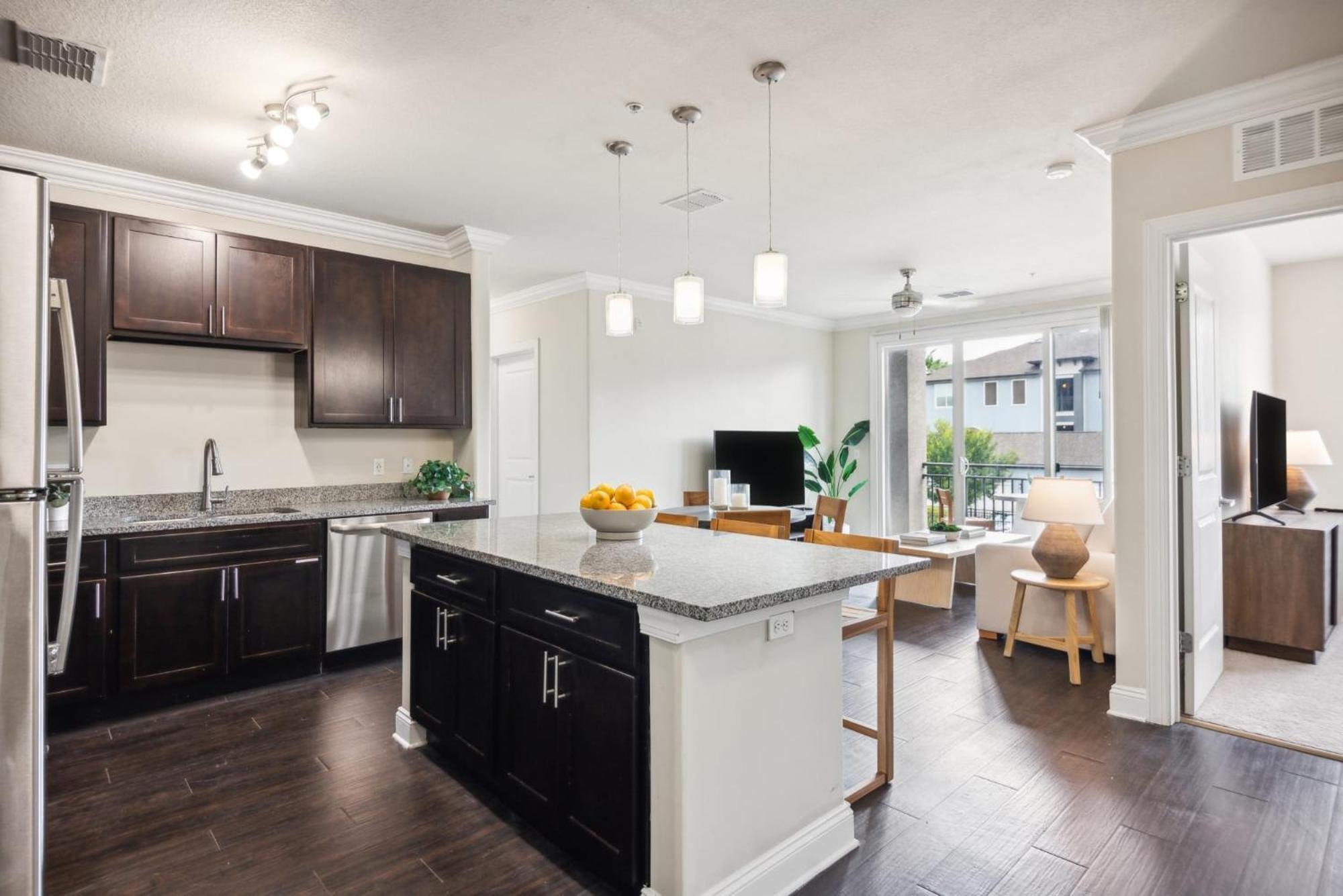 Apartment Discover Vibrant Living At Century Millenia In Orlando! *